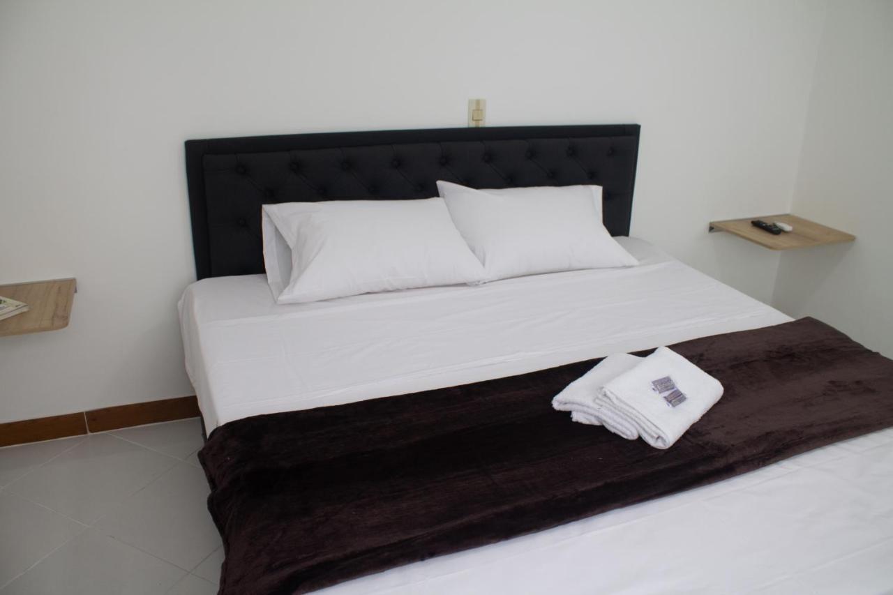 Hotel Picasso 70 เมเดยิน ภายนอก รูปภาพ