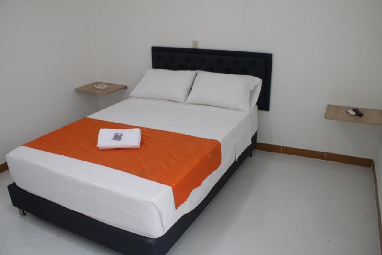 Hotel Picasso 70 เมเดยิน ภายนอก รูปภาพ