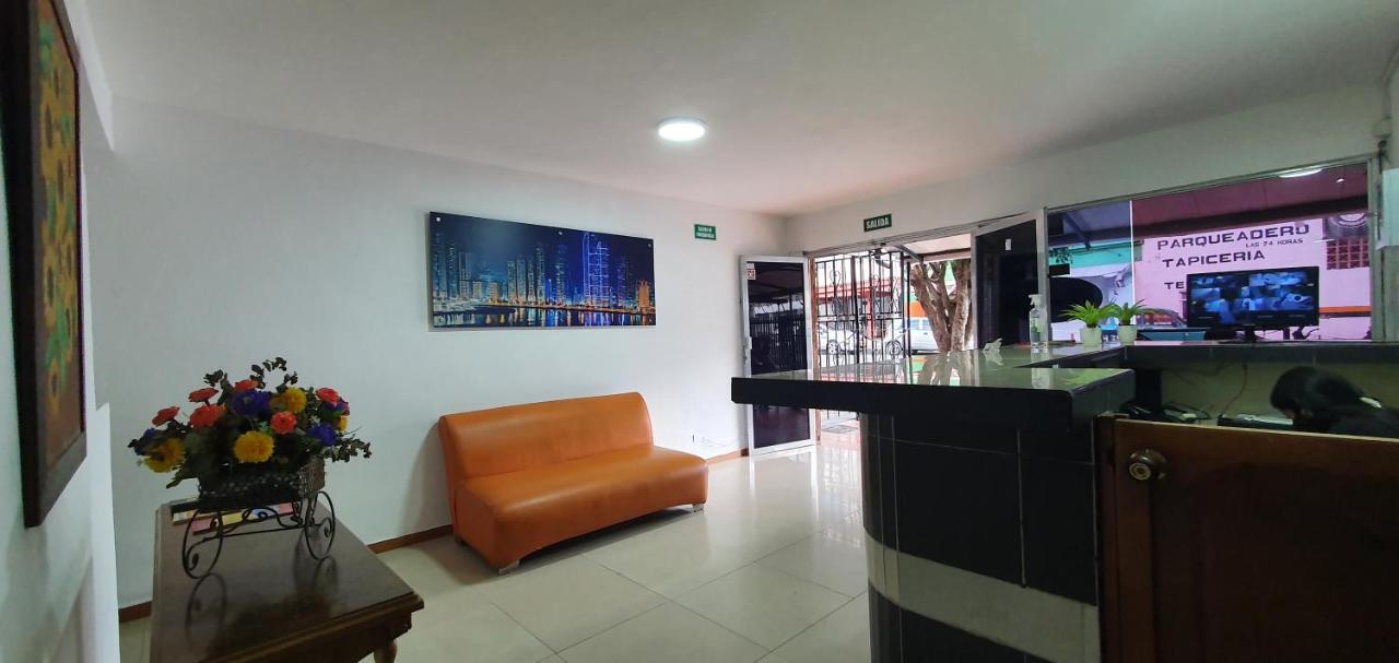 Hotel Picasso 70 เมเดยิน ภายนอก รูปภาพ