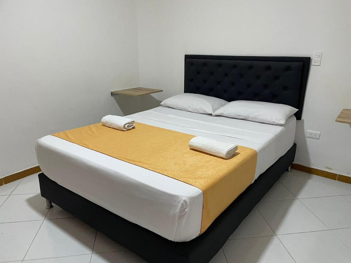 Hotel Picasso 70 เมเดยิน ภายนอก รูปภาพ
